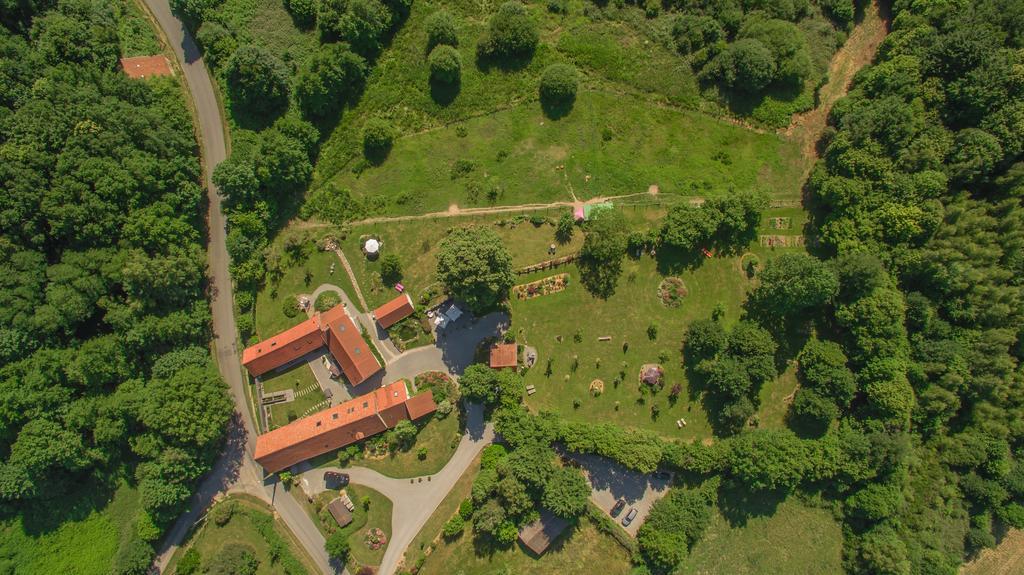 Domaine De La Jarrige Hotel Saint-Vaury Buitenkant foto